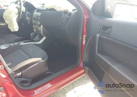 2010 Ford Focus Se из США, поврежденный, VIN 1FAHP3FNXAW253849